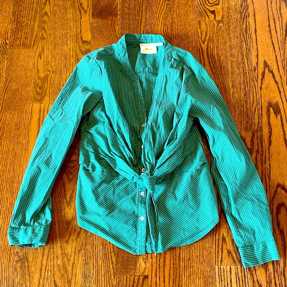 Anthropologie Maeve shirt in size S